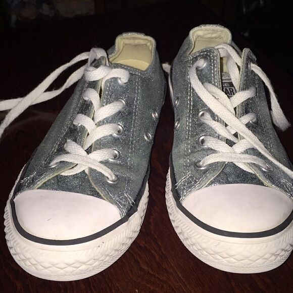 Kids converse size 2 grayish blue metallic color - Picture 2 of 8